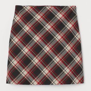 H&M Plaid Mini Skirt - Size 6